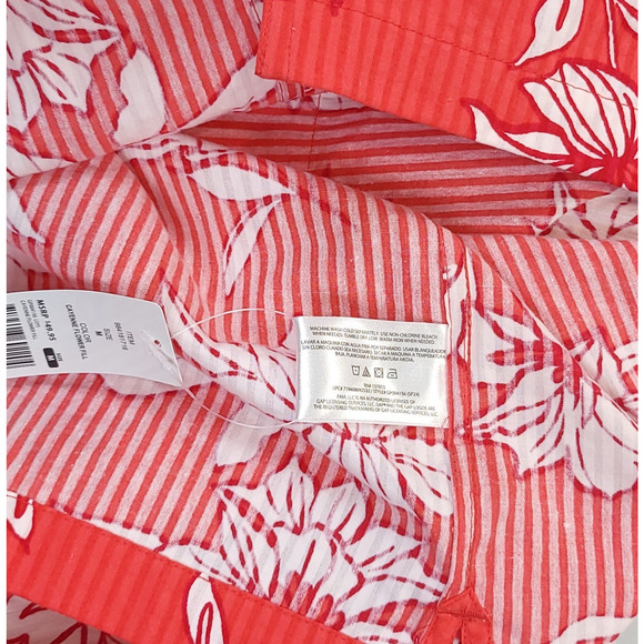 Gap Hawaiian Seersucker Button Up Shirt Floral Cotton Men M White Red Travel - Picture 11 of 12